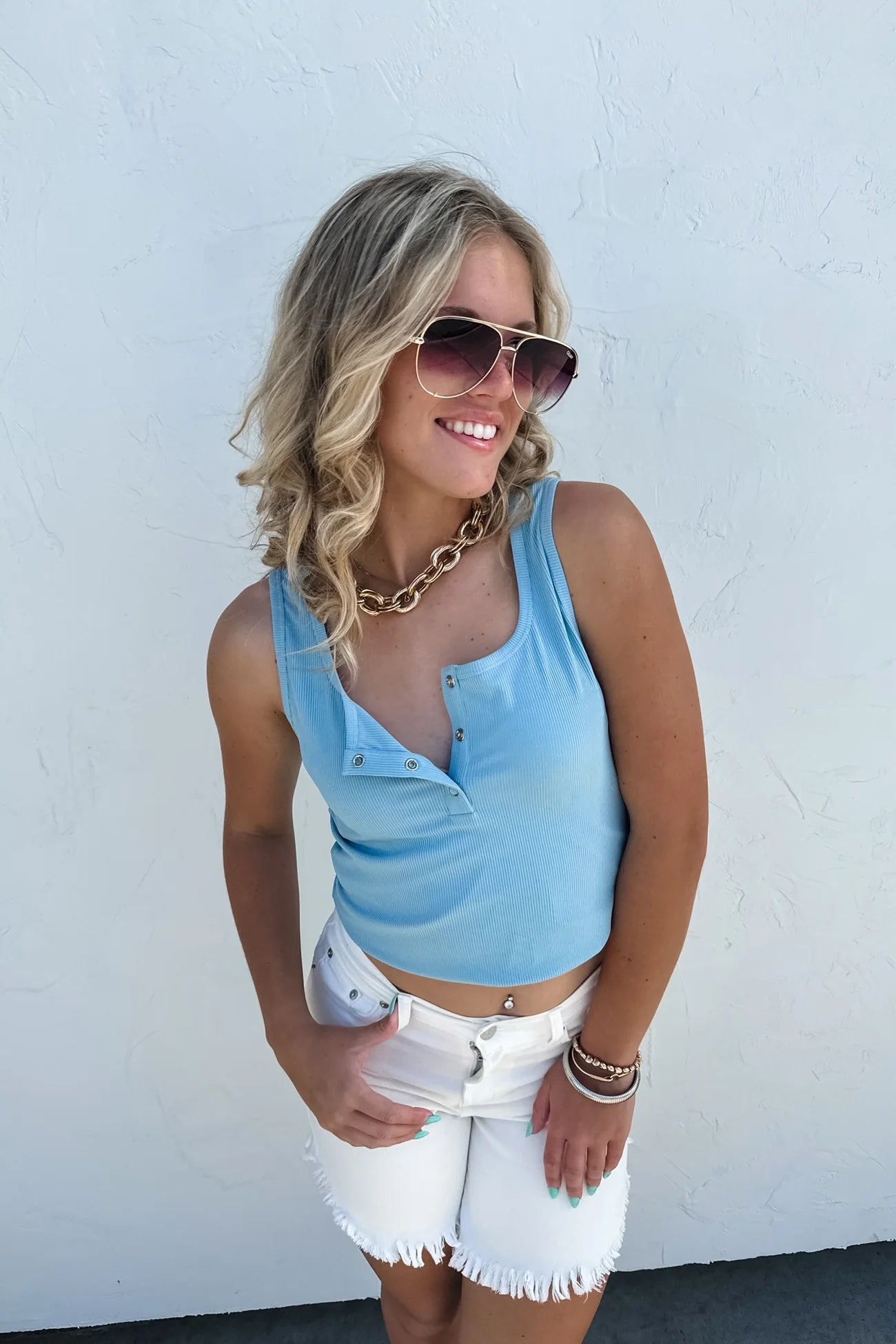 BRANDEE SNAP HENLEY TANK TOP