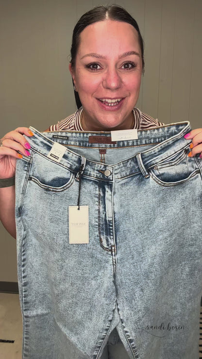 Debbie High Rise Stone Wash Straight Fit Jeans