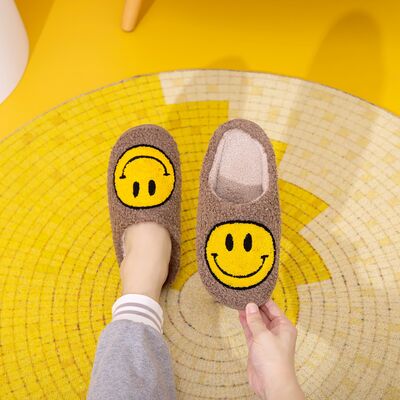 Melody Smiley Face Slippers-Yellow