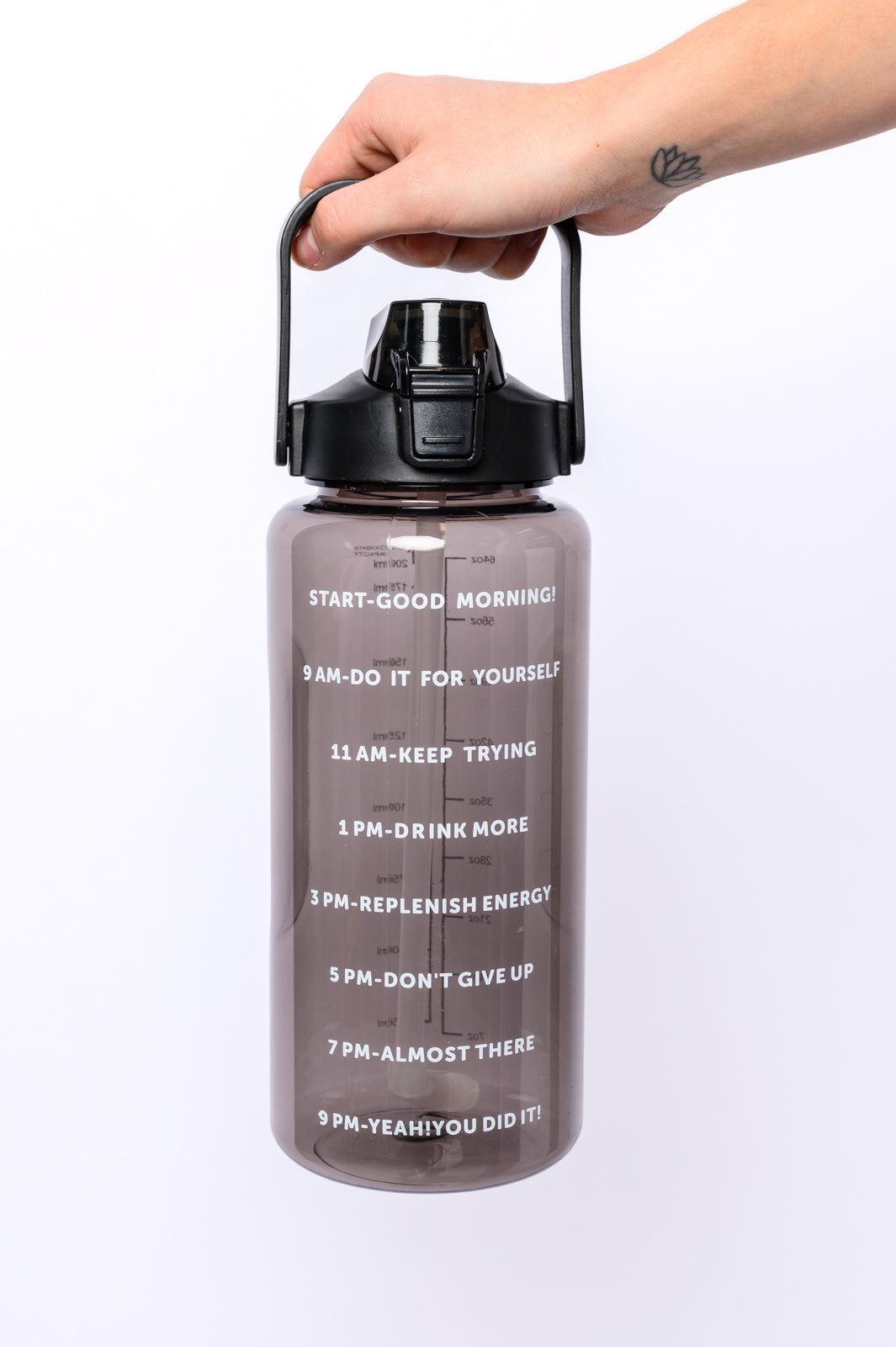 Elevated Water Tracking Bottle in Black **FINAL SALE**