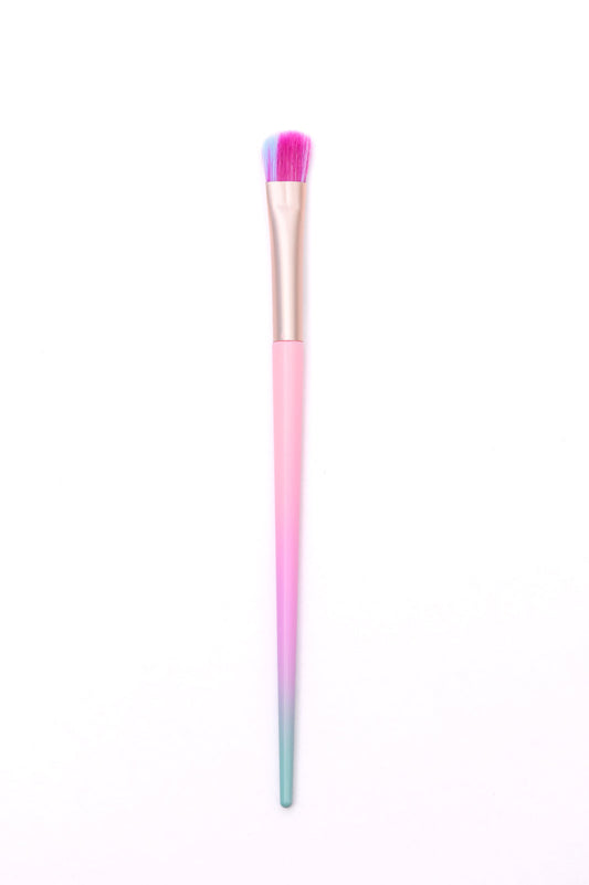 Loud and Clear Eyeshadow Brush **FINAL SALE**