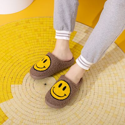 Melody Smiley Face Slippers-Yellow