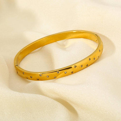 18K Gold Plated Star-Shaped Bangle (With Box)  **FINAL SALE**